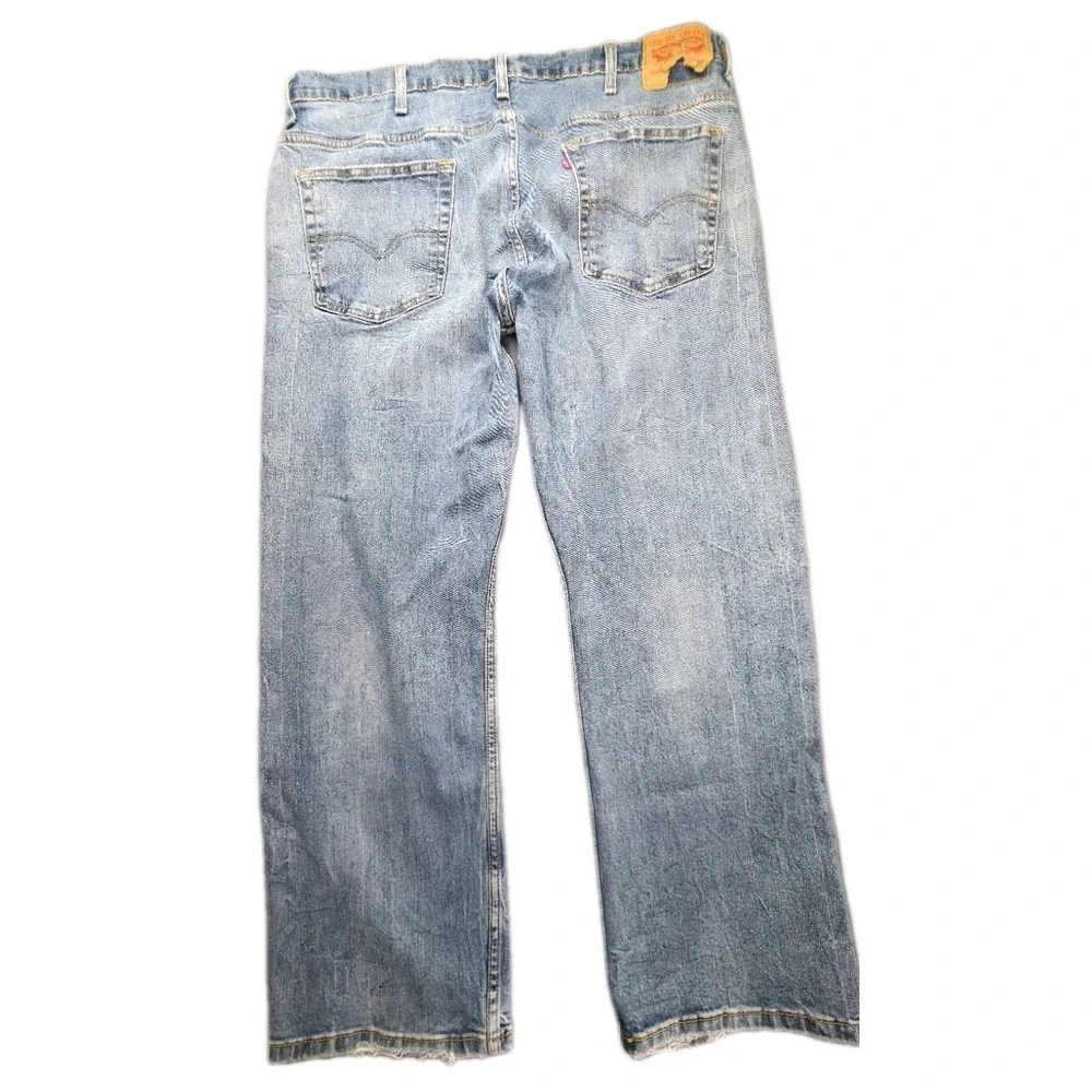 Levis levi 569